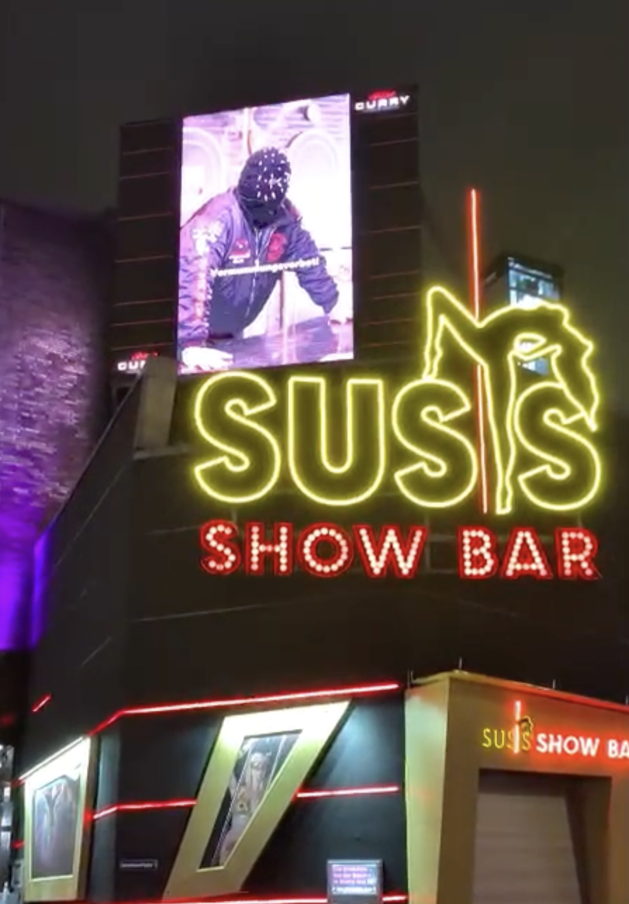 Moorrock Currywurst Video Reeperbahn Hamburg